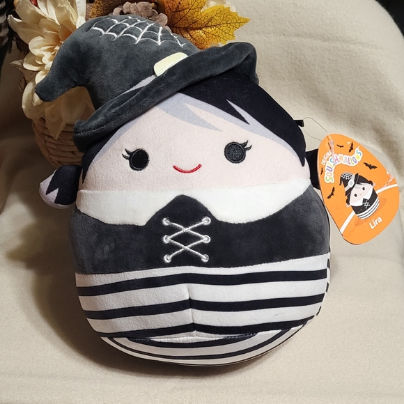 Squishmallows Other - Squishmallows NWT 8in Lira The Witch 2022 Halloween Edition Plush Toy